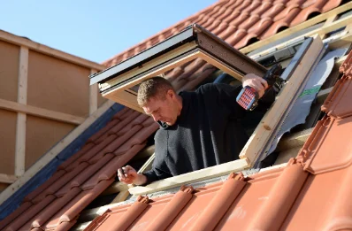 Pose de fenêtres de toit Velux à Beaumais